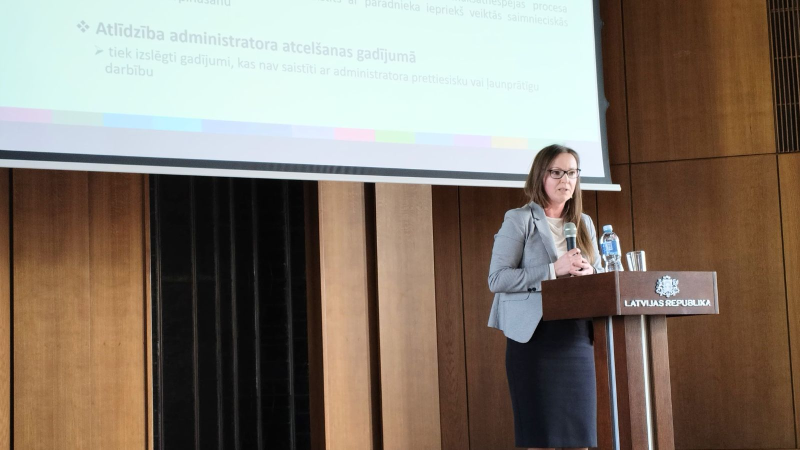 Konference par aktuālo maksātnespējas jomā