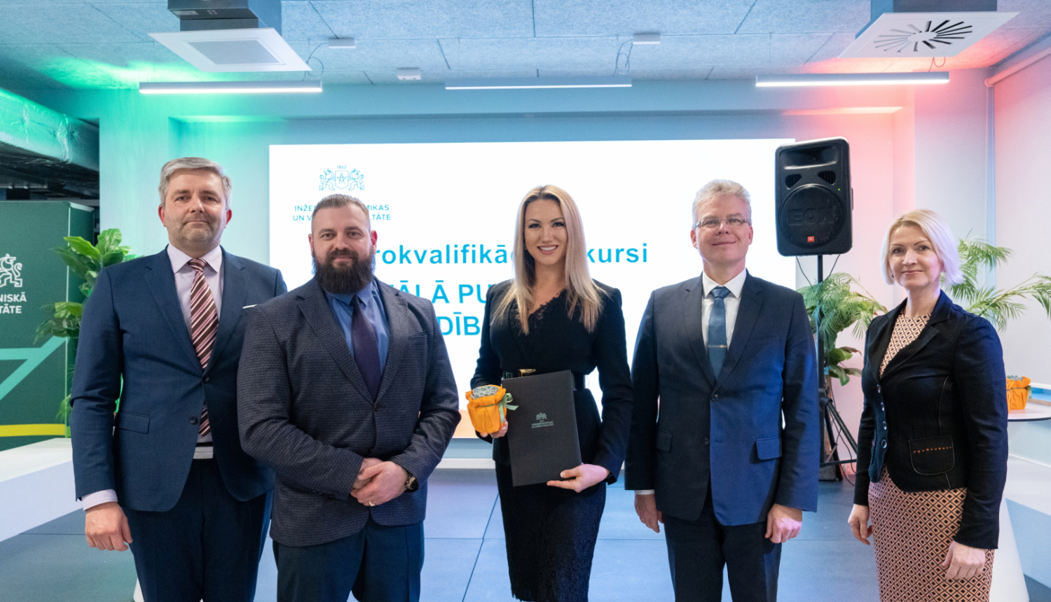 Inese Šteina saņēmusi RTU diplomu