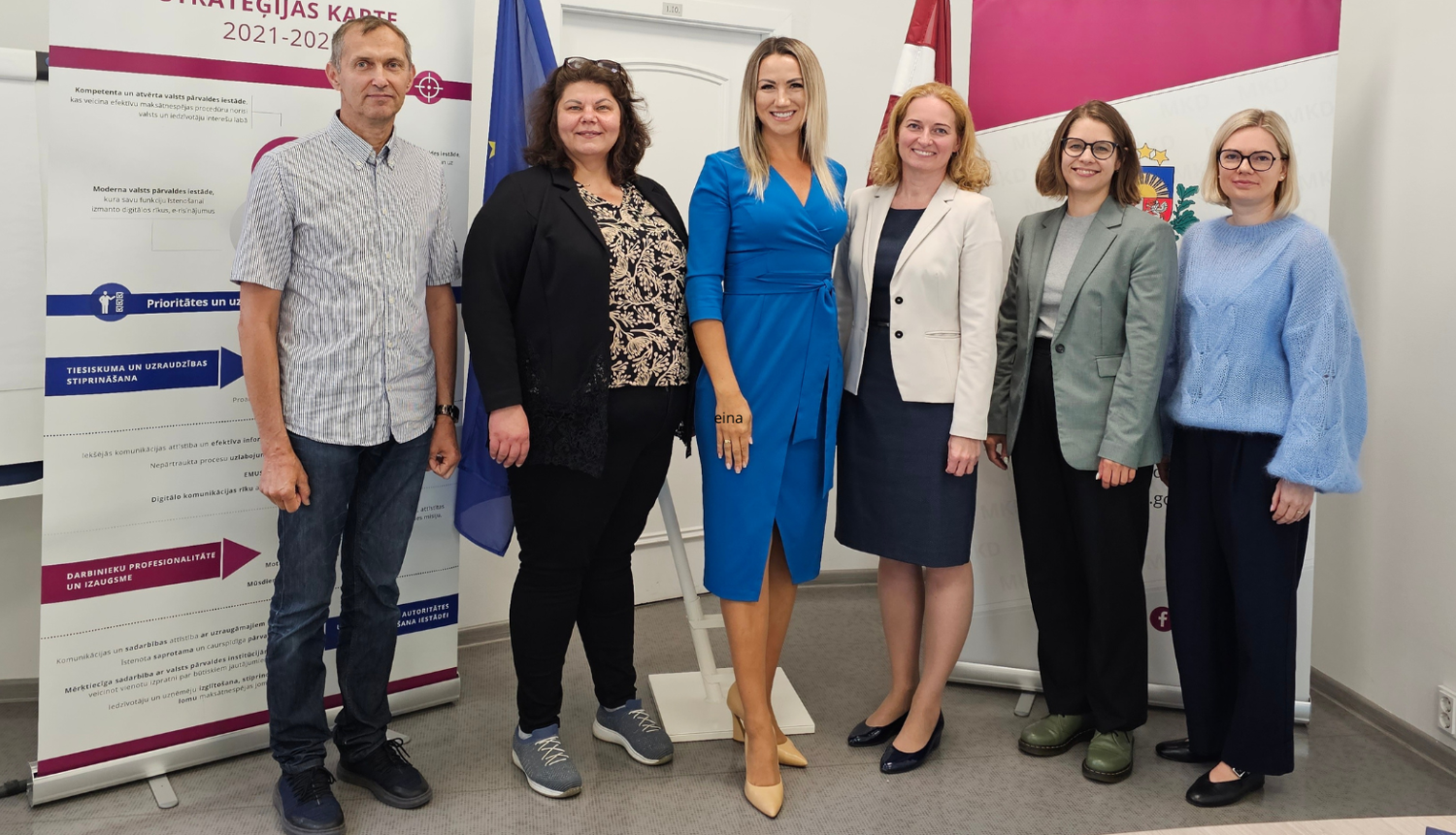 Inese Šteina (pa vidu), Agnese Barojana (pirmā no labās puses), Karīna Paturska (otrā no labās puses) un Igaunijas kolēģi maksātnespējas jomā